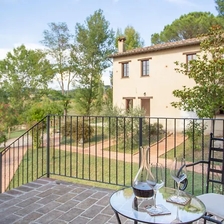 Borgo Pulciano 3* Pérouse